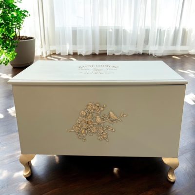 Vintage Bedding Blanket Storage Box / Chest